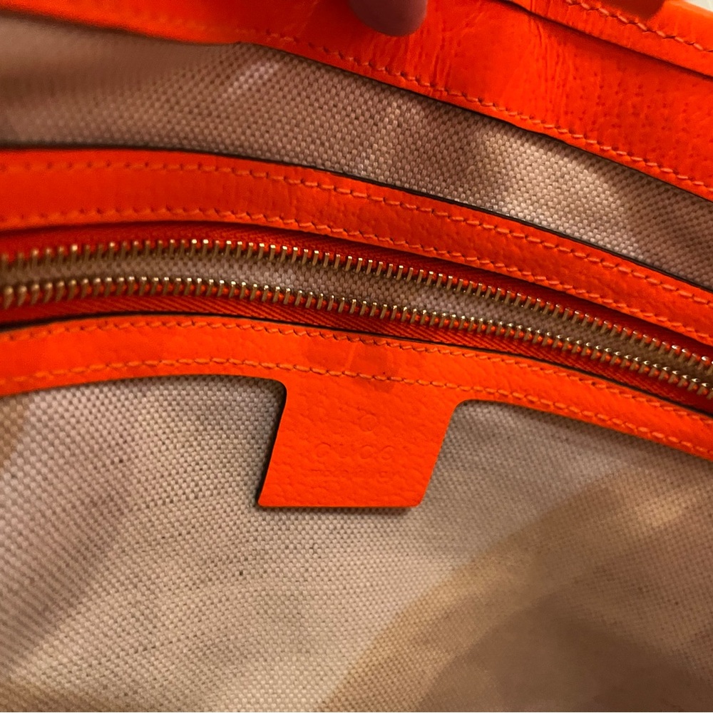 Authentic Gucci Purse - Picture 5 of 8